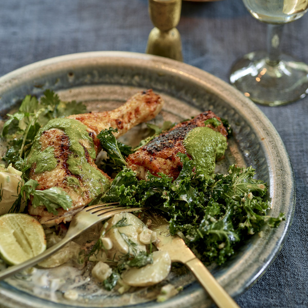 Pollo peruviano con cavolo nero e patate